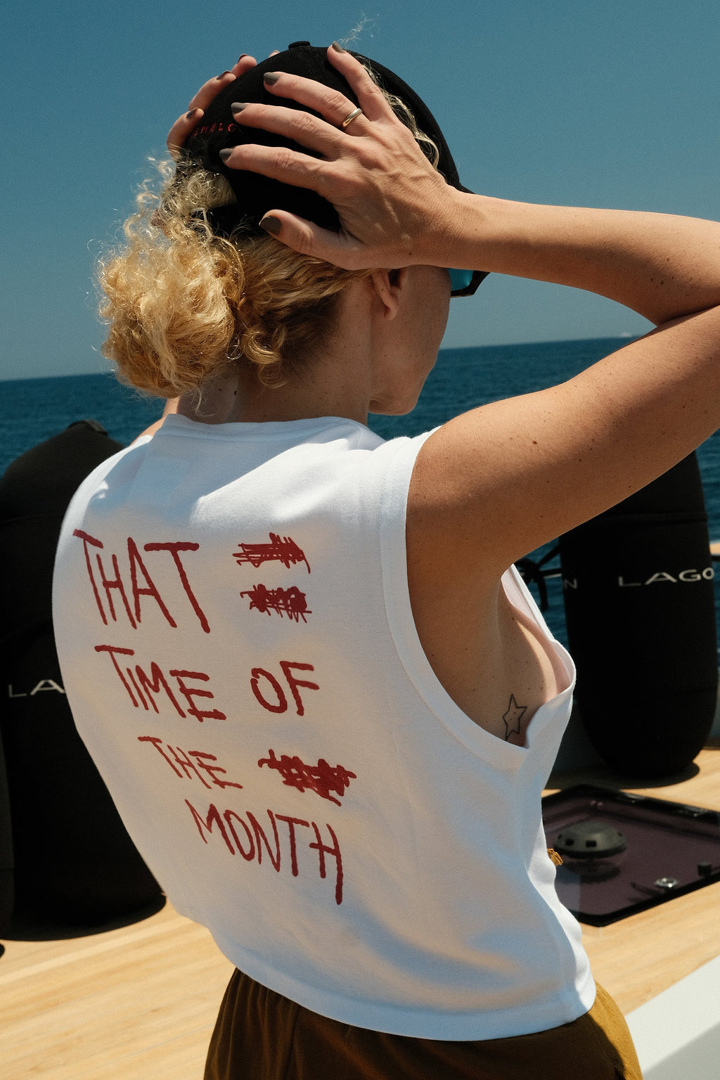 That Time of the Month / Muscle Tank / Women / no sleeves