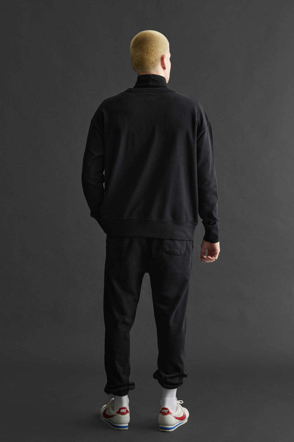 Jogger Set with embroidered DancingRed character / Men