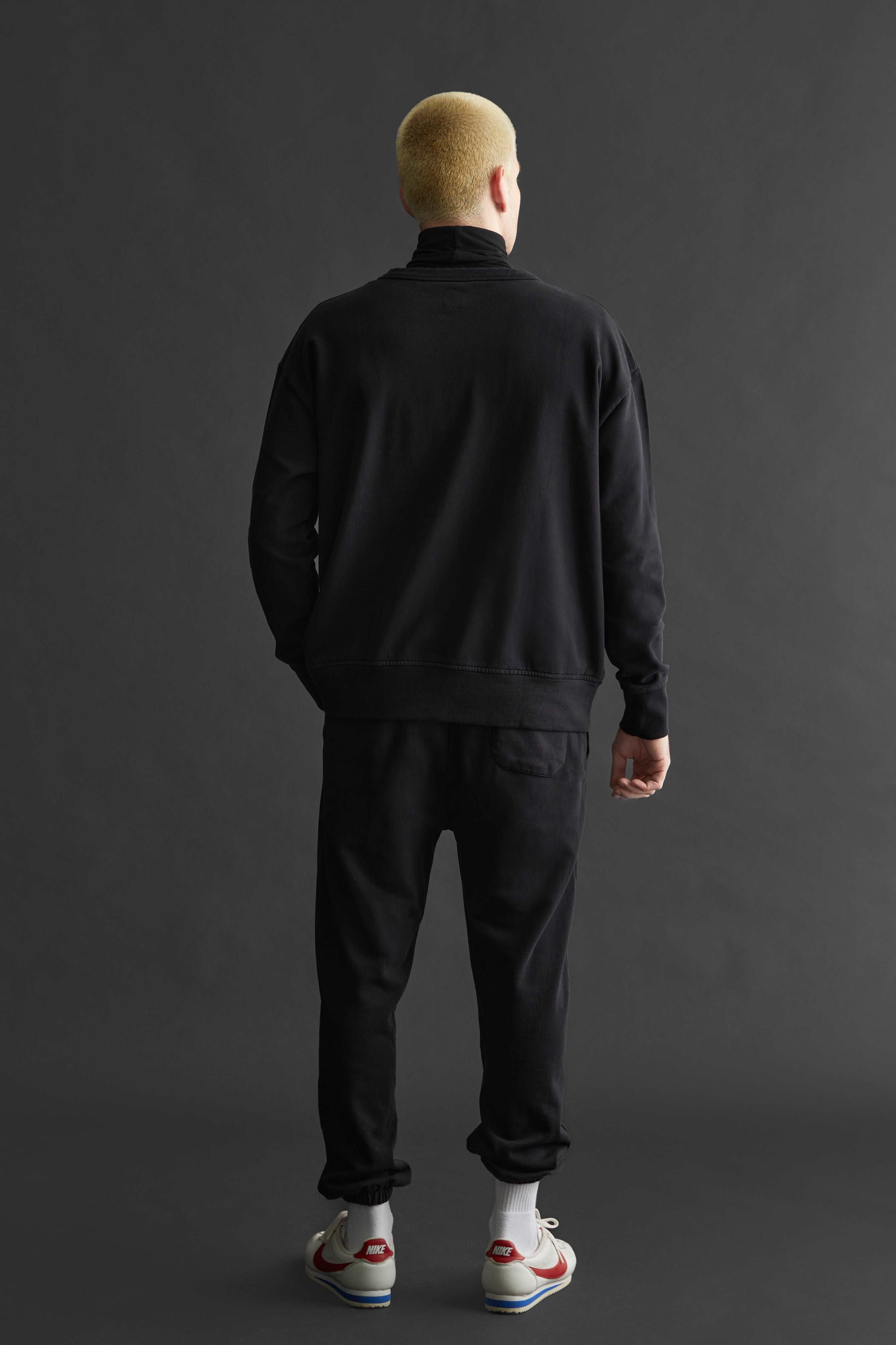 Jogger Set with embroidered DancingRed character / Men