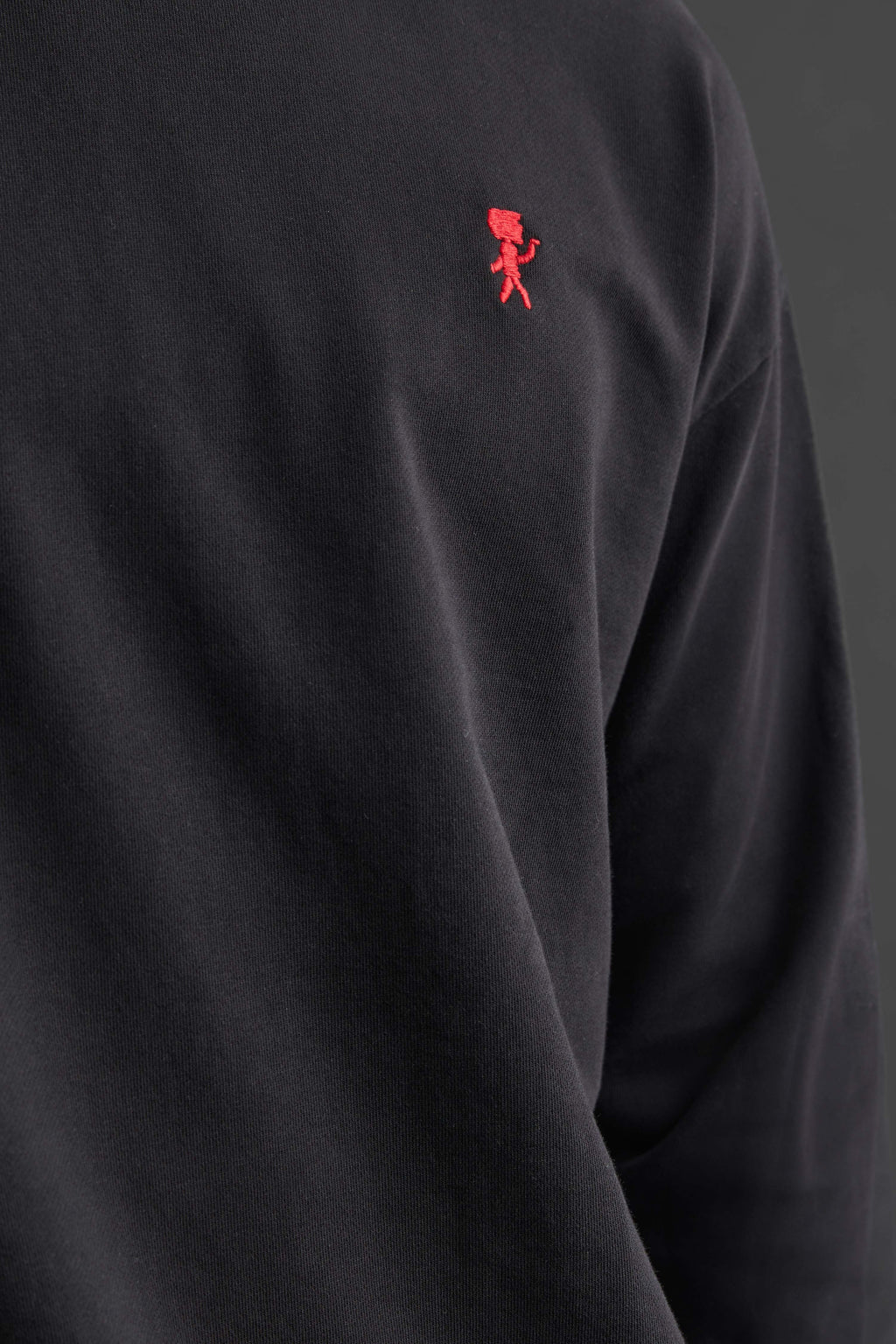 Jogger Set with embroidered DancingRed character / Men